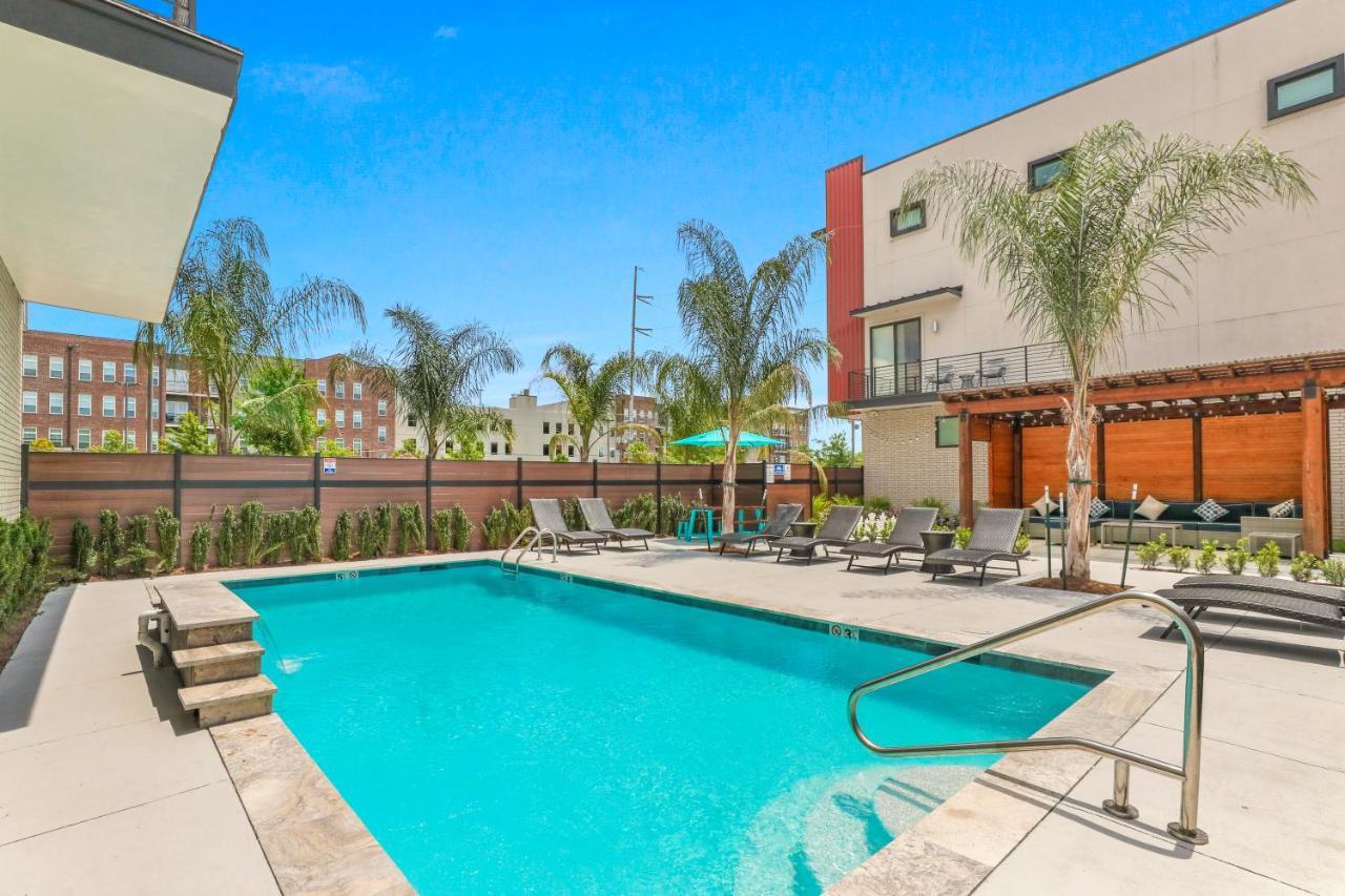 Fully-furnished Townhouse With Luxury Amenities Holiday home