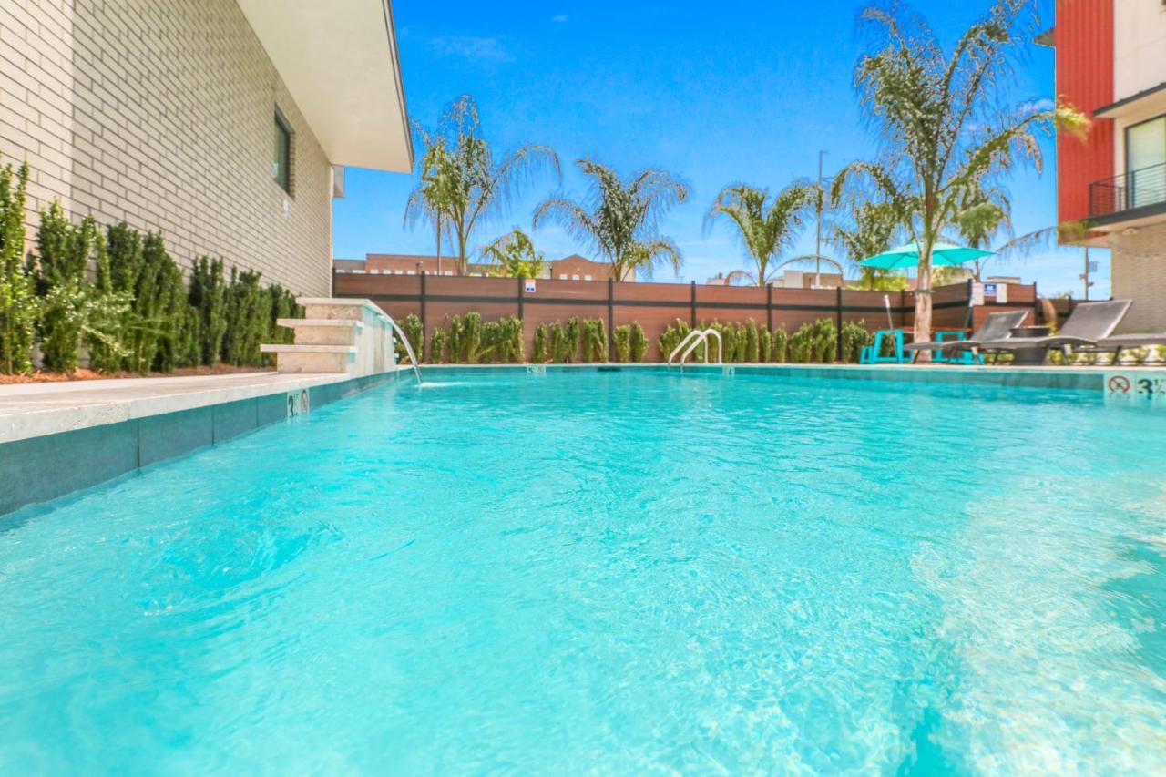 Fully-furnished Townhouse With Luxury Amenities *