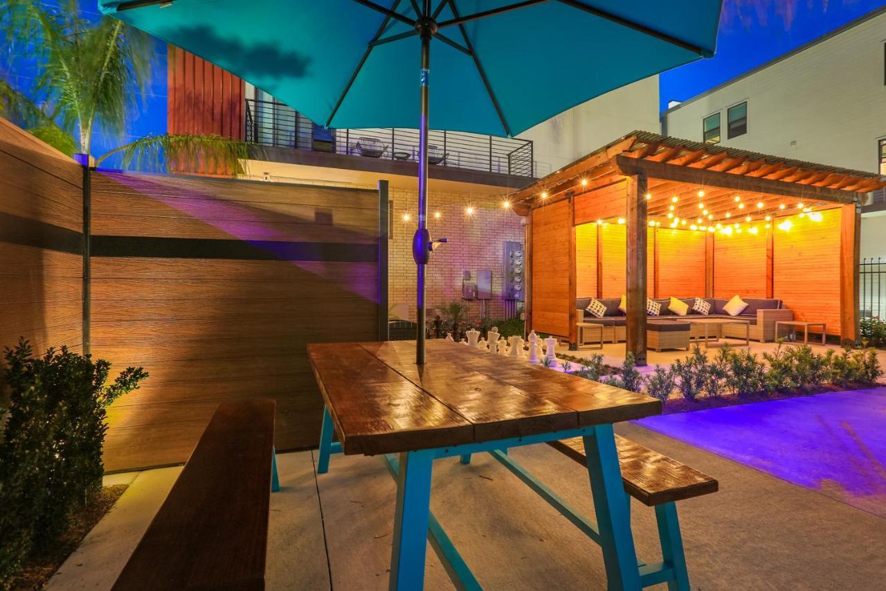 Fully-furnished Townhouse With Luxury Amenities New Orleans